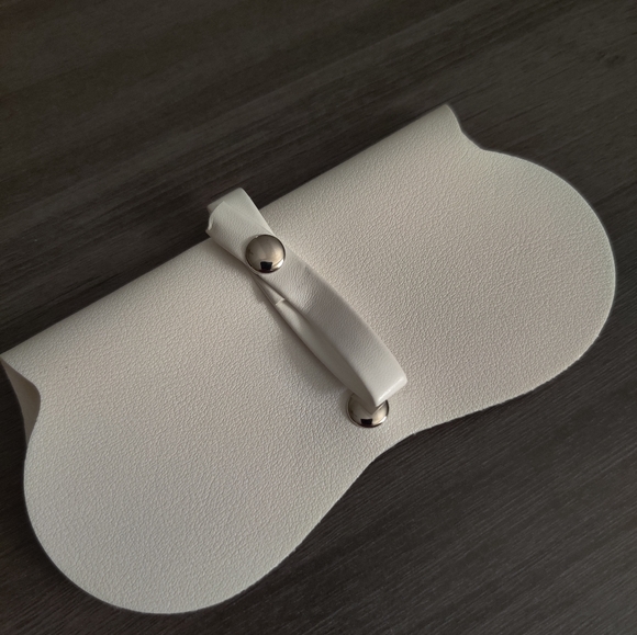 NEW Sunglasses Glasses Soft Thin Case Holder Star Cute Girly - Picture 2 of 6